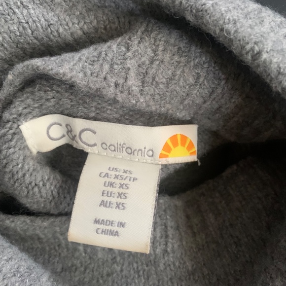 C&C California Colour Block Merino Wool Mix Turtleneck Sweater, XS - Picture 2 of 3